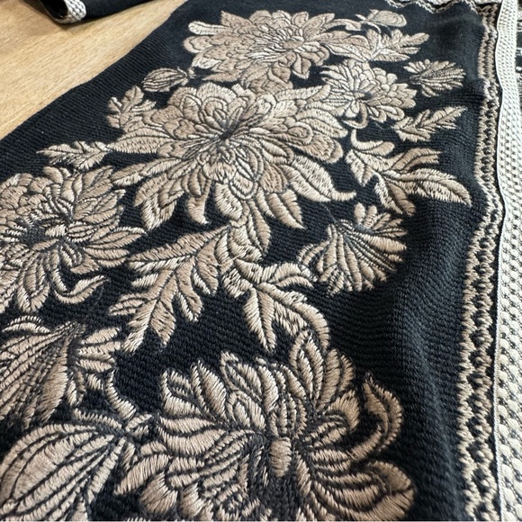 Johnny Was BIYA Mila Knit Midi Cardigan Embroidered Magnetic Snap Button Front - Picture 11 of 14